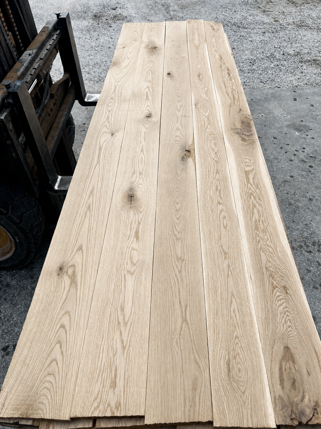 White oak lumber in stock at OSL Hardwood Store in Nixa, MO
